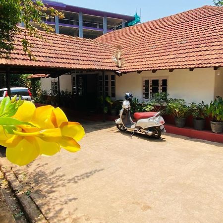 Coorg Daffodil Guesthouse 马迪凯里 外观 照片