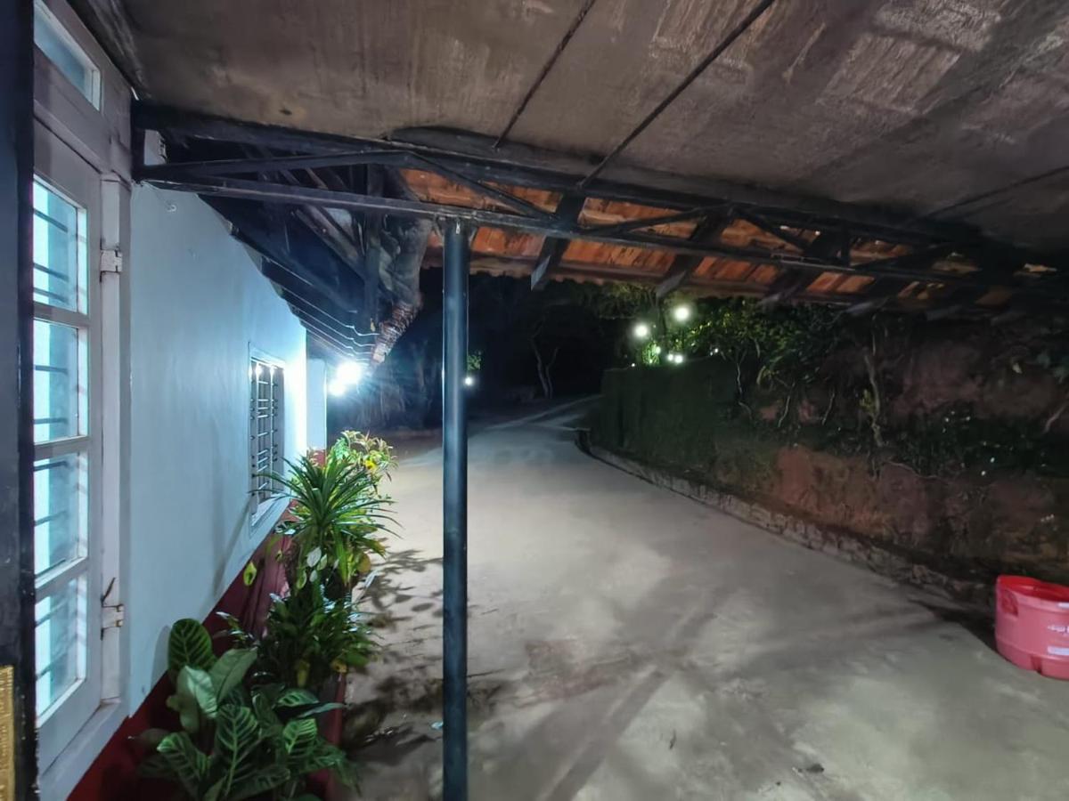 Coorg Daffodil Guesthouse 马迪凯里 外观 照片