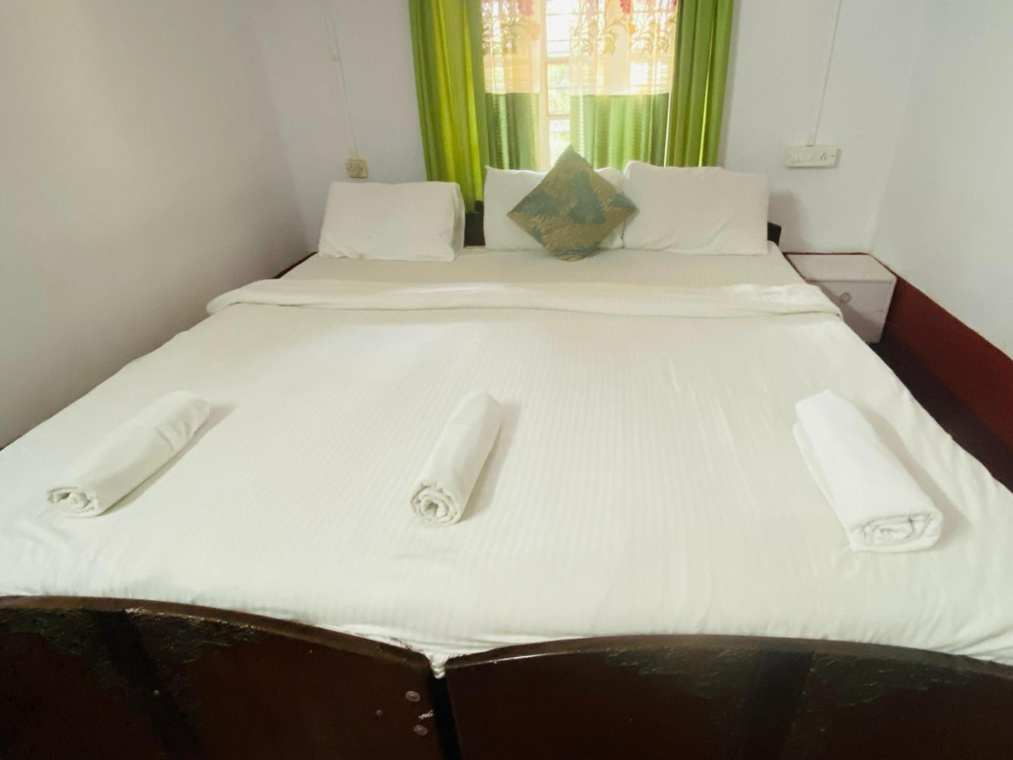 Coorg Daffodil Guesthouse 马迪凯里 外观 照片